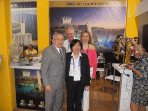 O Presidente do CFC, Contador José Martonio, o Contador Arleon, a Contadora Selma e a Contadora Maria Leny durante sua visita ao estande.