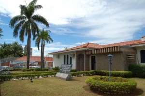 FACHADA-DO-CRCMS-02